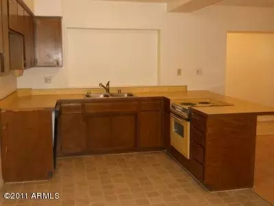 2009 E Yale Dr, Tempe, AZ 85283 photo 10