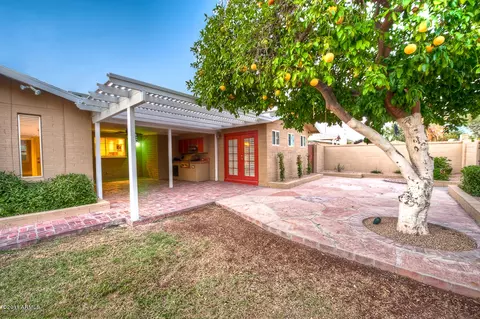 4009 E Patricia Jane Dr, Phoenix, AZ 85018 photo 13