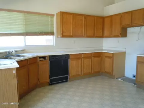 905 W Sequoia Dr, Phoenix, AZ 85027 photo 4