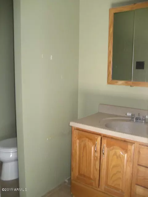563 E Sack Dr, Phoenix, AZ 85024 photo 8