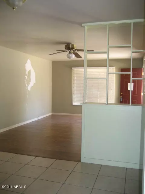 2226 W Avalon Dr, Phoenix, AZ 85015 photo 2