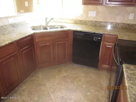 3791 E Parkview Dr, Gilbert, AZ 85295 photo 6