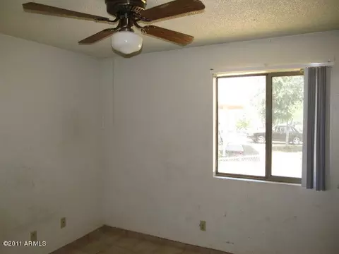 8615 W Mitchell Dr, Phoenix, AZ 85037 photo 8