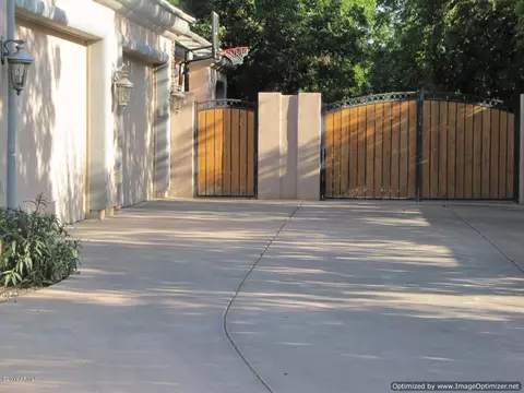 15445 E Bronco Ct, Gilbert, AZ 85298 photo 3