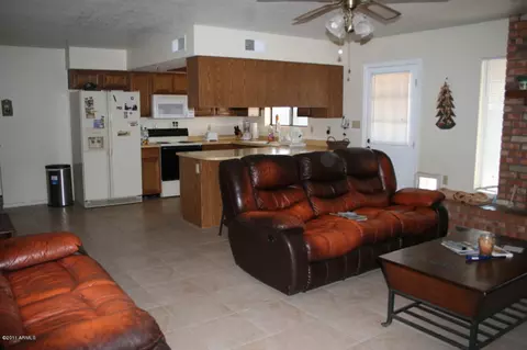 2660 E Jerome Ave, Mesa, AZ 85204 photo 2