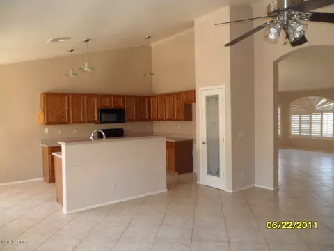 2253 E San Tan Dr, Gilbert, AZ 85296 photo 4