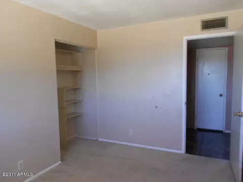 303 E Holmes Ave, Mesa, AZ 85210 photo 9