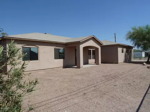 1379 S Warner Dr, Apache Junction, AZ 85220 photo 1