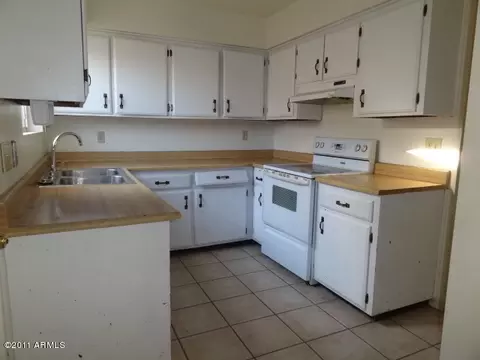 1019 W Halstead Dr, Phoenix, AZ 85023 photo 13