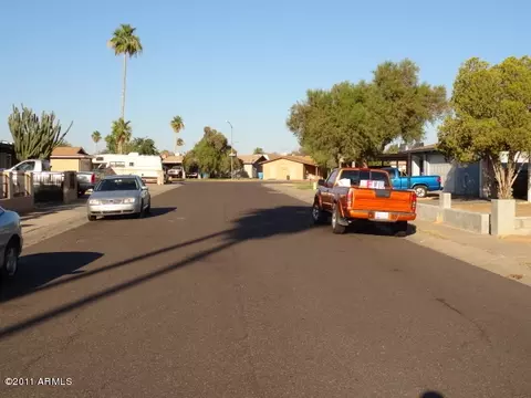 1019 W Halstead Dr, Phoenix, AZ 85023 photo 6