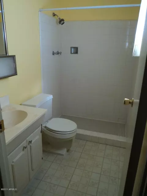 1110 E Broadmor Dr, Tempe, AZ 85282 photo 4