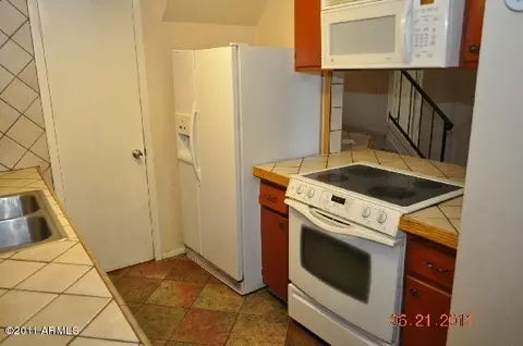 3405 W Echo Ln, Phoenix, AZ 85051 photo 7