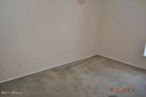 3405 W Echo Ln, Phoenix, AZ 85051 photo 12