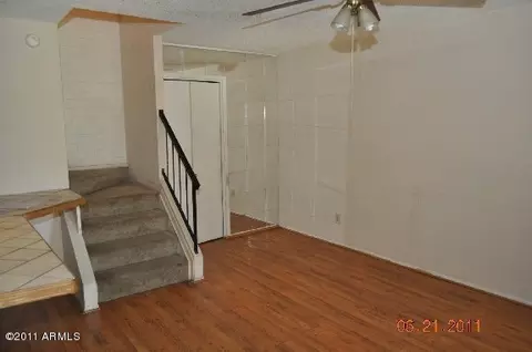 3405 W Echo Ln, Phoenix, AZ 85051 photo 4