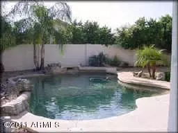1085 W Juniper Ave, Gilbert, AZ 85233 photo 3