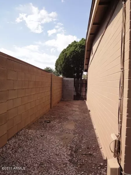 2427 E Sylvia St, Phoenix, AZ 85032 photo 25