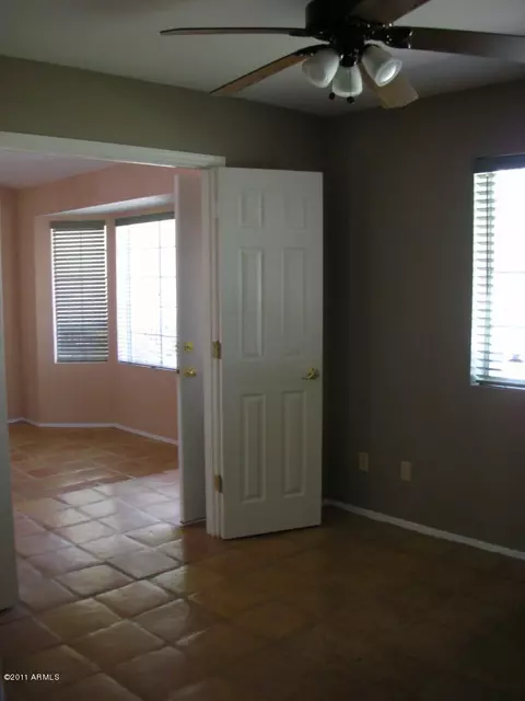 431 E San Angelo Ave, Gilbert, AZ 85234 photo 15