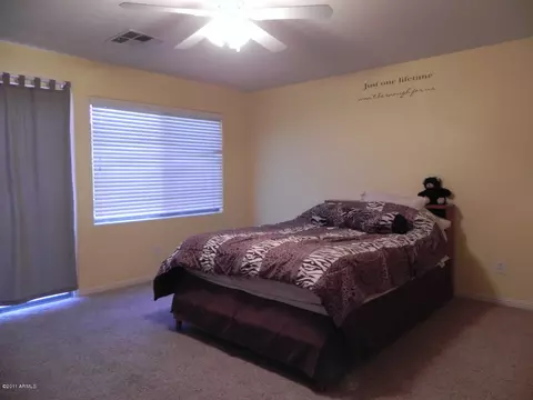 25614 N Singbush Loop, Phoenix, AZ 85083 photo 3