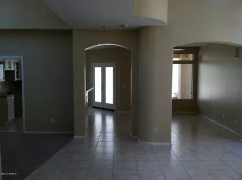 1136 E Silverwood Dr, Phoenix, AZ 85048 photo 8