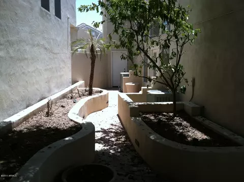 1136 E Silverwood Dr, Phoenix, AZ 85048 photo 30
