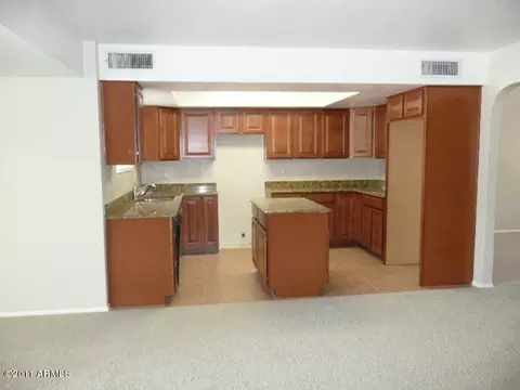 552 W Thunderbird Rd, Phoenix, AZ 85023 photo 3