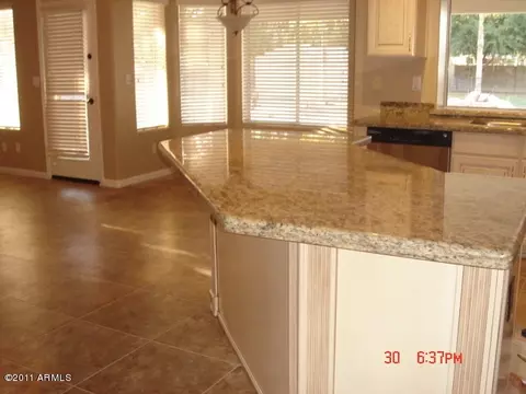 1852 E Washington Ave, Gilbert, AZ 85234 photo 5