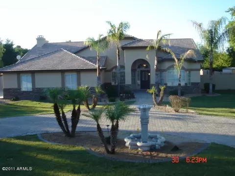 1852 E Washington Ave, Gilbert, AZ 85234 photo 1