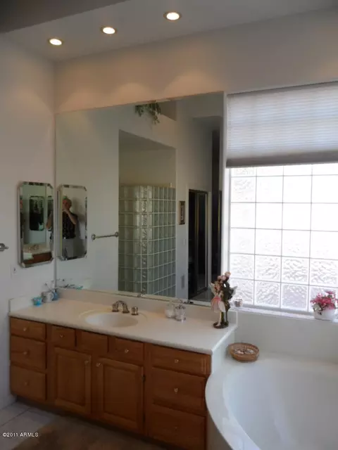 1302 E Sunburst Ln, Tempe, AZ 85284 photo 29