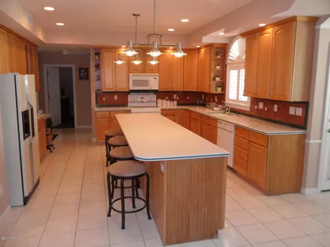 1302 E Sunburst Ln, Tempe, AZ 85284 photo 17