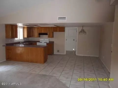 561 E San Angelo Ave, Gilbert, AZ 85234 photo 7