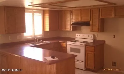561 E San Angelo Ave, Gilbert, AZ 85234 photo 3