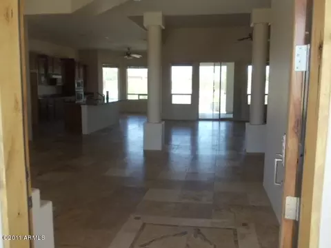 1046 E Dolores Rd, Phoenix, AZ 85086 photo 2