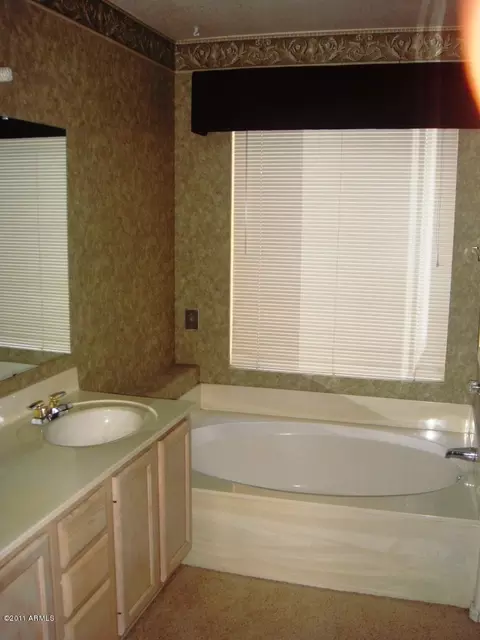 4526 E Tanglewood Dr, Phoenix, AZ 85048 photo 12