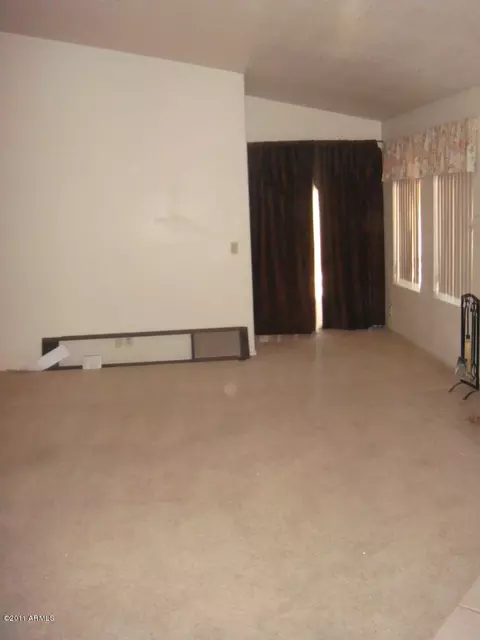 4526 E Tanglewood Dr, Phoenix, AZ 85048 photo 5