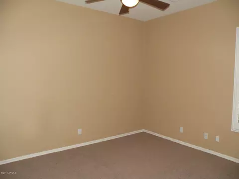 2649 E Blue Spruce Ln, Gilbert, AZ 85298 photo 3
