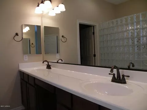 2649 E Blue Spruce Ln, Gilbert, AZ 85298 photo 16