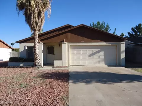2741 E Dahlia Dr, Phoenix, AZ 85032 photo 1