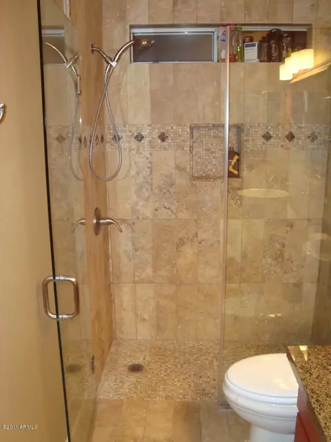 3910 E Rockwood Dr, Phoenix, AZ 85050 photo 10