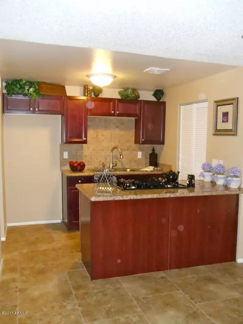 4241 N 73rd Ave, Phoenix, AZ 85033 photo 6