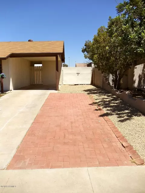 4241 N 73rd Ave, Phoenix, AZ 85033 photo 3