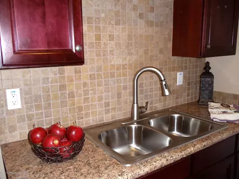 4241 N 73rd Ave, Phoenix, AZ 85033 photo 10