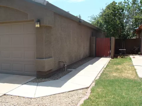2161 E Arabian Dr, Gilbert, AZ 85296 photo 3