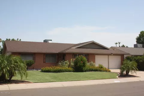 2352 E Manhatton Dr, Tempe, AZ 85282 photo 1