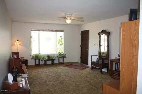 2352 E Manhatton Dr, Tempe, AZ 85282 photo 6