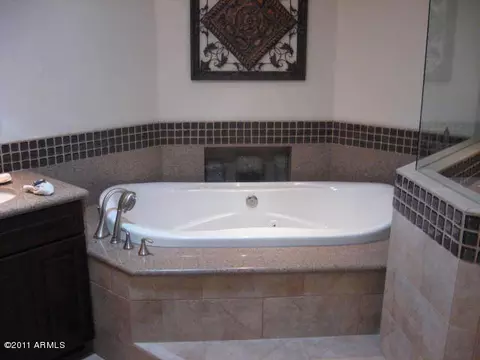 341 W Harmont Dr, Phoenix, AZ 85021 photo 23