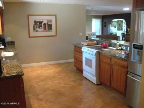 341 W Harmont Dr, Phoenix, AZ 85021 photo 26