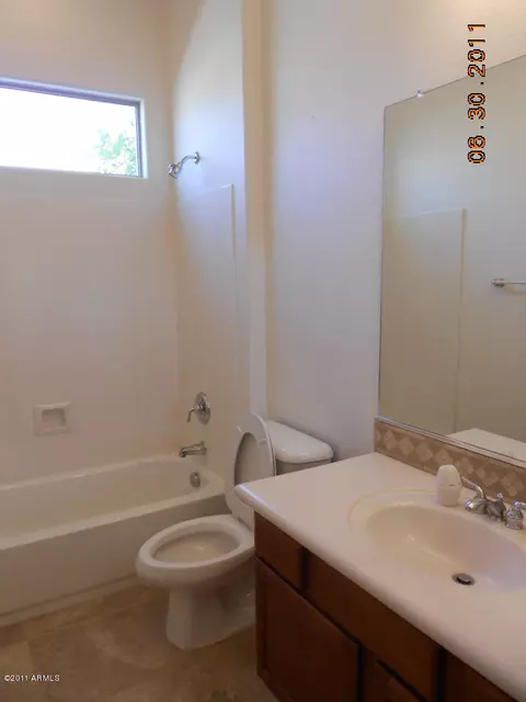 4233 E Carob Dr, Gilbert, AZ 85298 photo 3