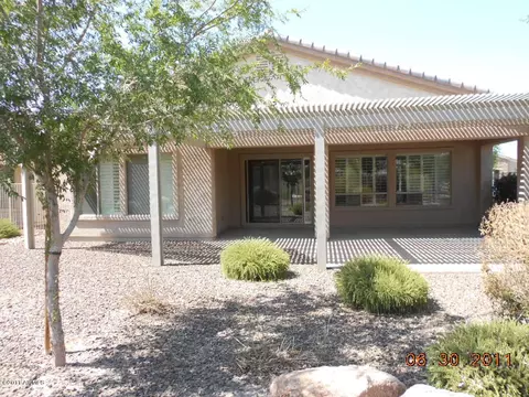 4233 E Carob Dr, Gilbert, AZ 85298 photo 2