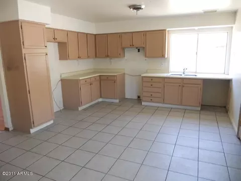 1361 S Date --, Mesa, AZ 85210 photo 2
