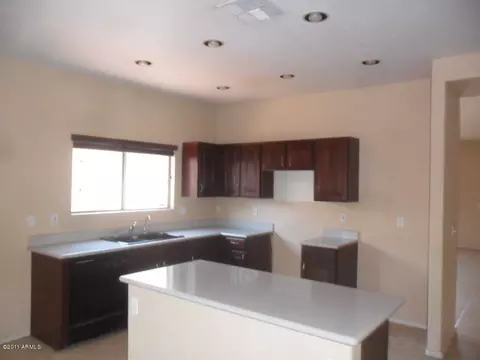 1013 E Beth Dr, Phoenix, AZ 85042 photo 9